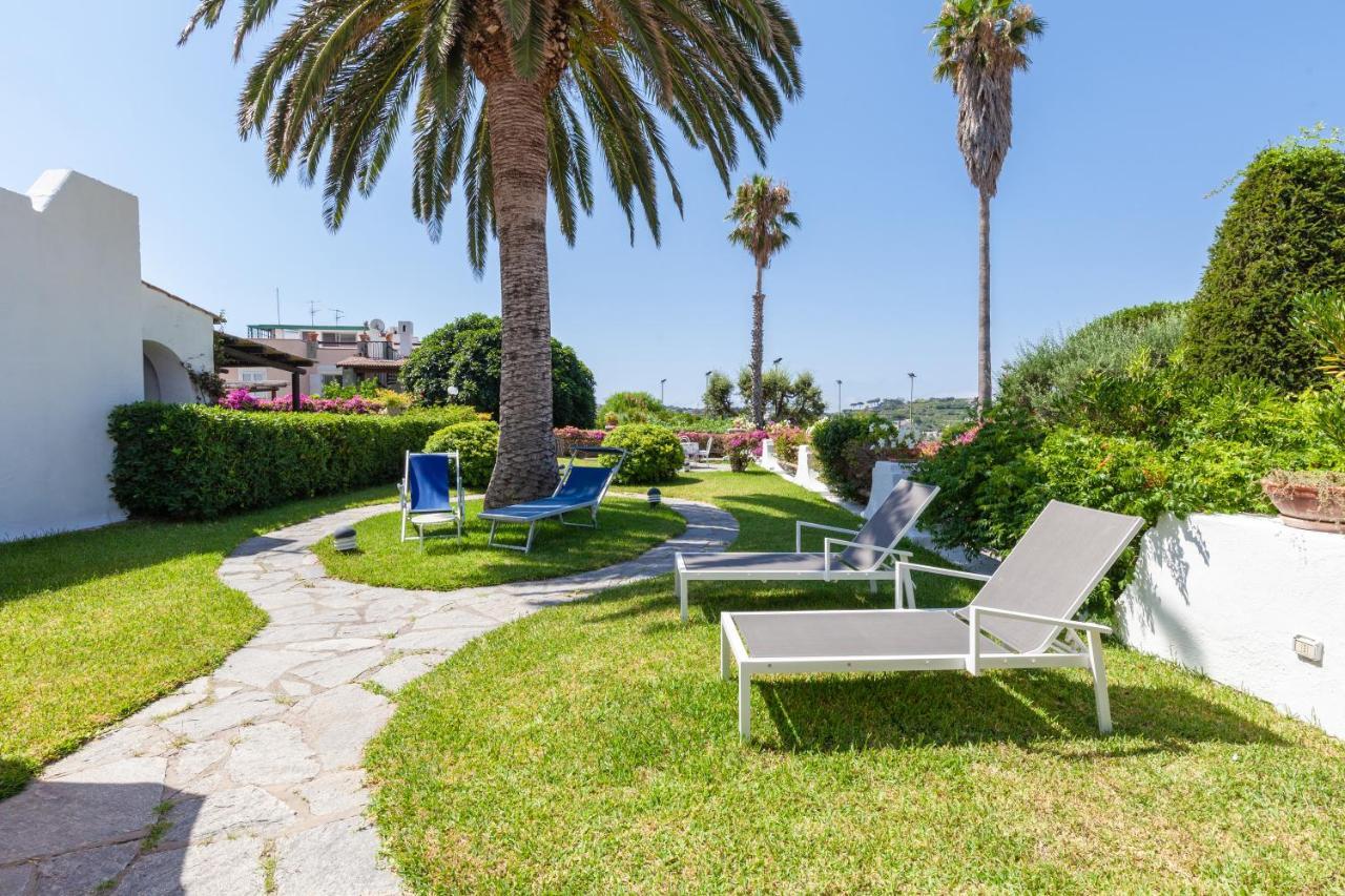 Villetta con Piscina condivisa e Giardino esclusivo di 1000 mq Forio di Ischia Esterno foto