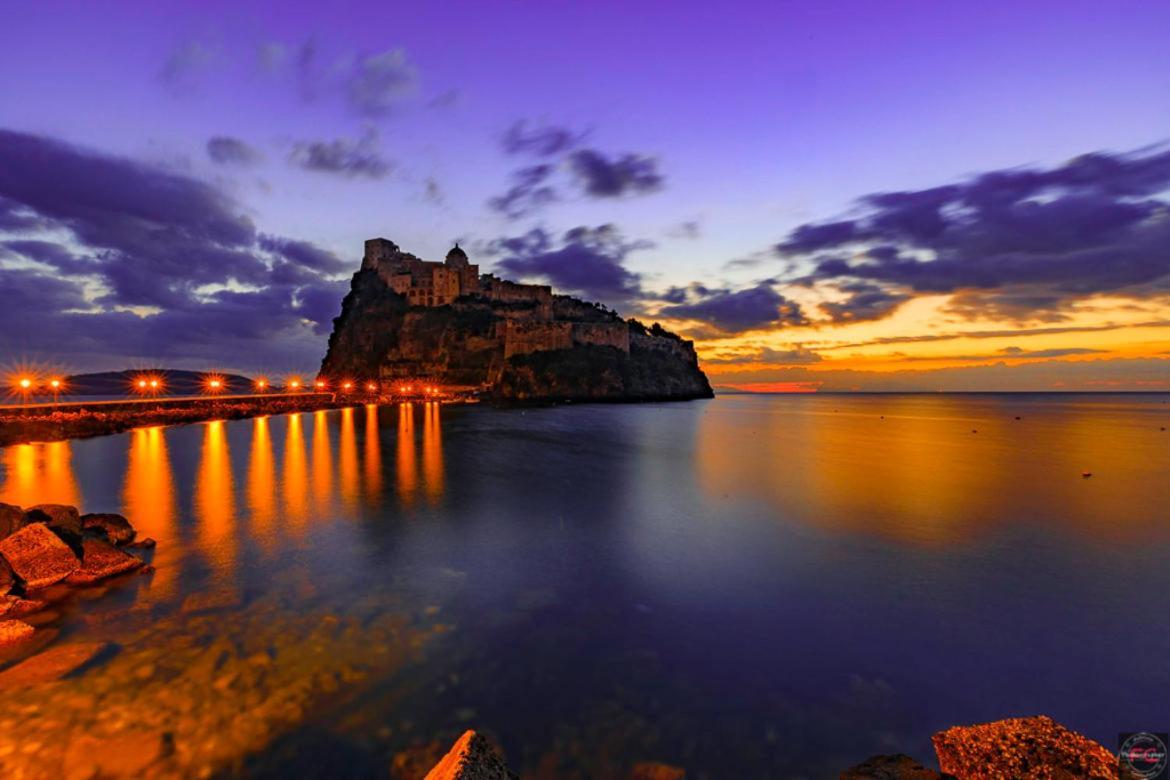 Villetta con Piscina condivisa e Giardino esclusivo di 1000 mq Forio di Ischia Esterno foto